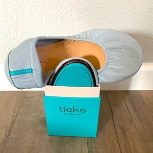 Tieks BRAND NEW!!! Grey size 7 women’s.